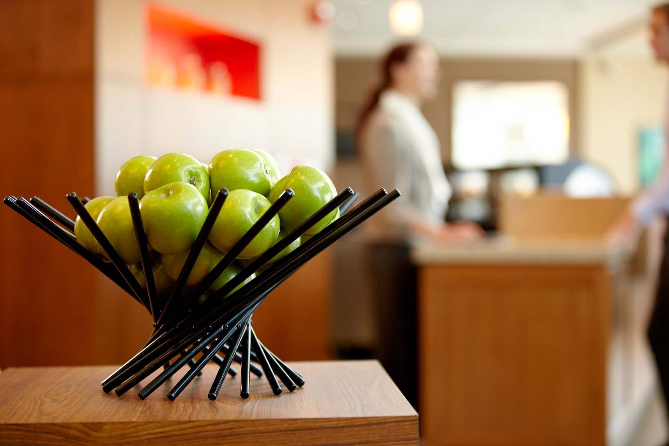 Comfort Suites Milwaukee West Экстерьер фото