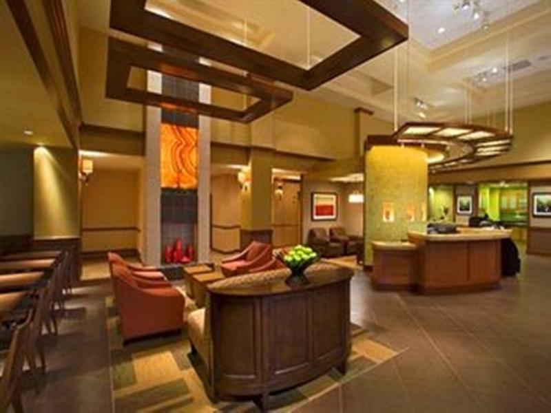 Comfort Suites Milwaukee West Экстерьер фото